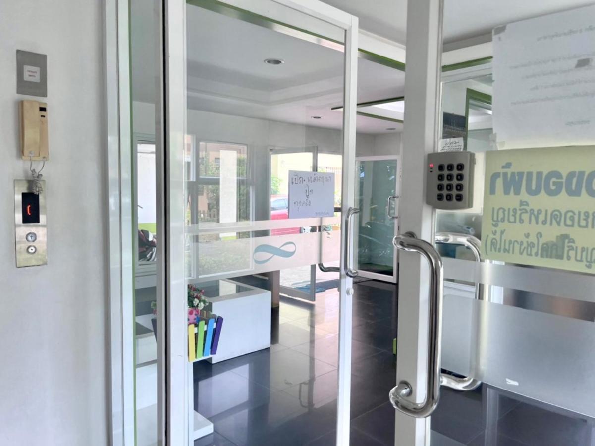 8 Residence Bangkok Ngoại thất bức ảnh